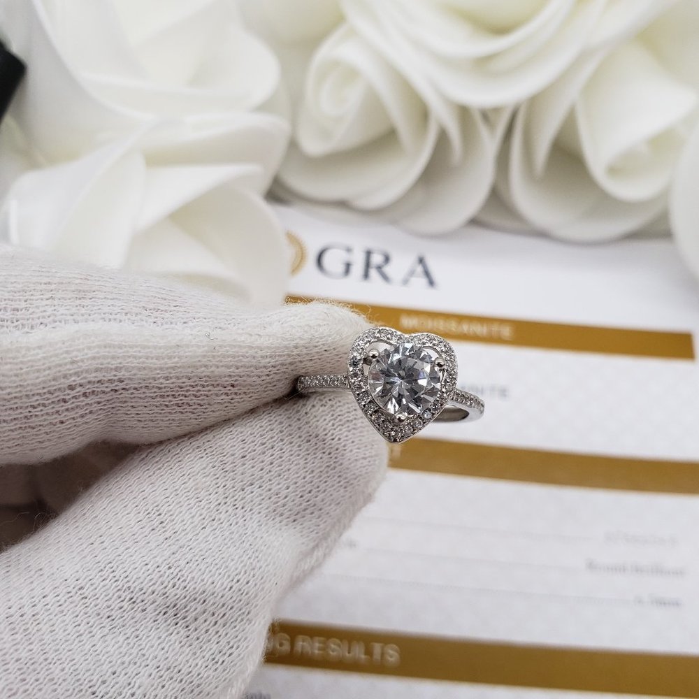 1 Carat Moissanite Heart Shaped Ring 925 Sterling Silver (RESIZABLE RING)